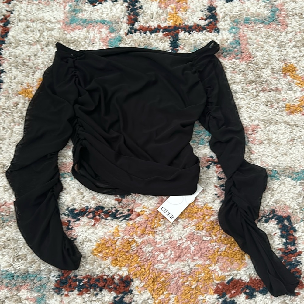 NWT Cider Mesh Off-Shoulder Long Sleeve Top Black Size L US 8